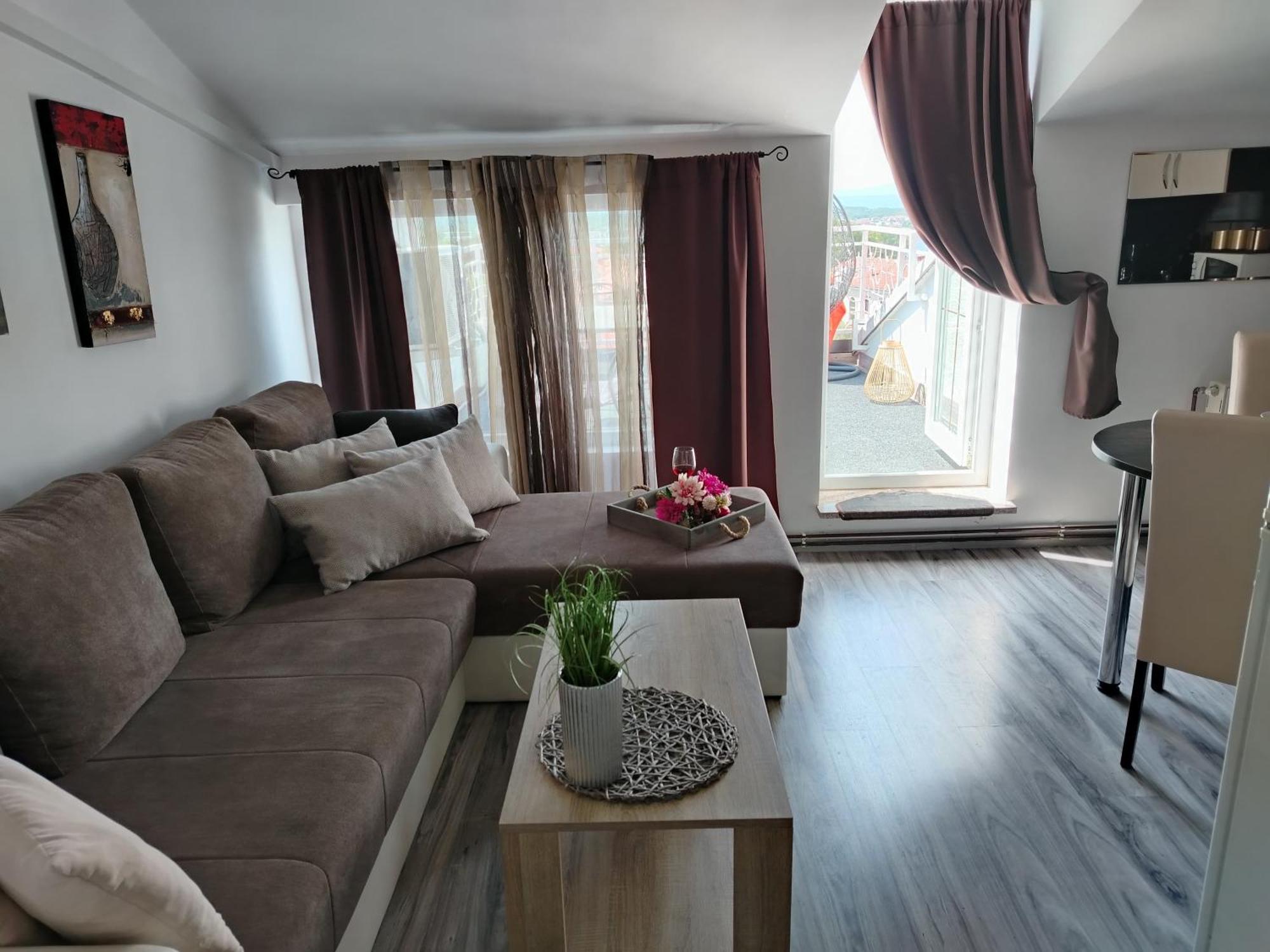 Apartments Antonija Malinska Kültér fotó